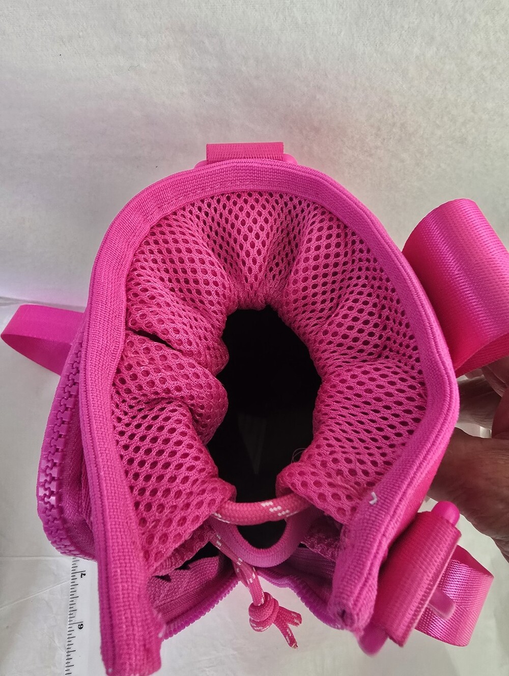 No Boundaries Neoprene fits up 40oz Crossbody Tumbler Holder Water Bag Pink NWT - Picture 11 of 13